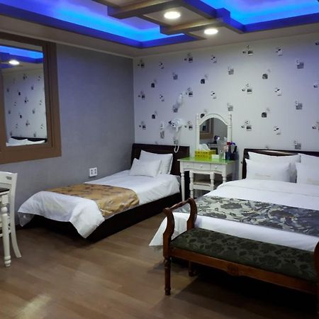 Tiffany Motel Mokpo Exterior photo